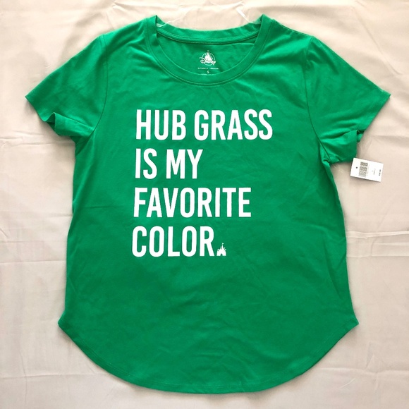 Disney Parks Hub Grass Is My Favorite Color Shirt Women's Green Shirt SMALL NEW - Picture 2 of 2